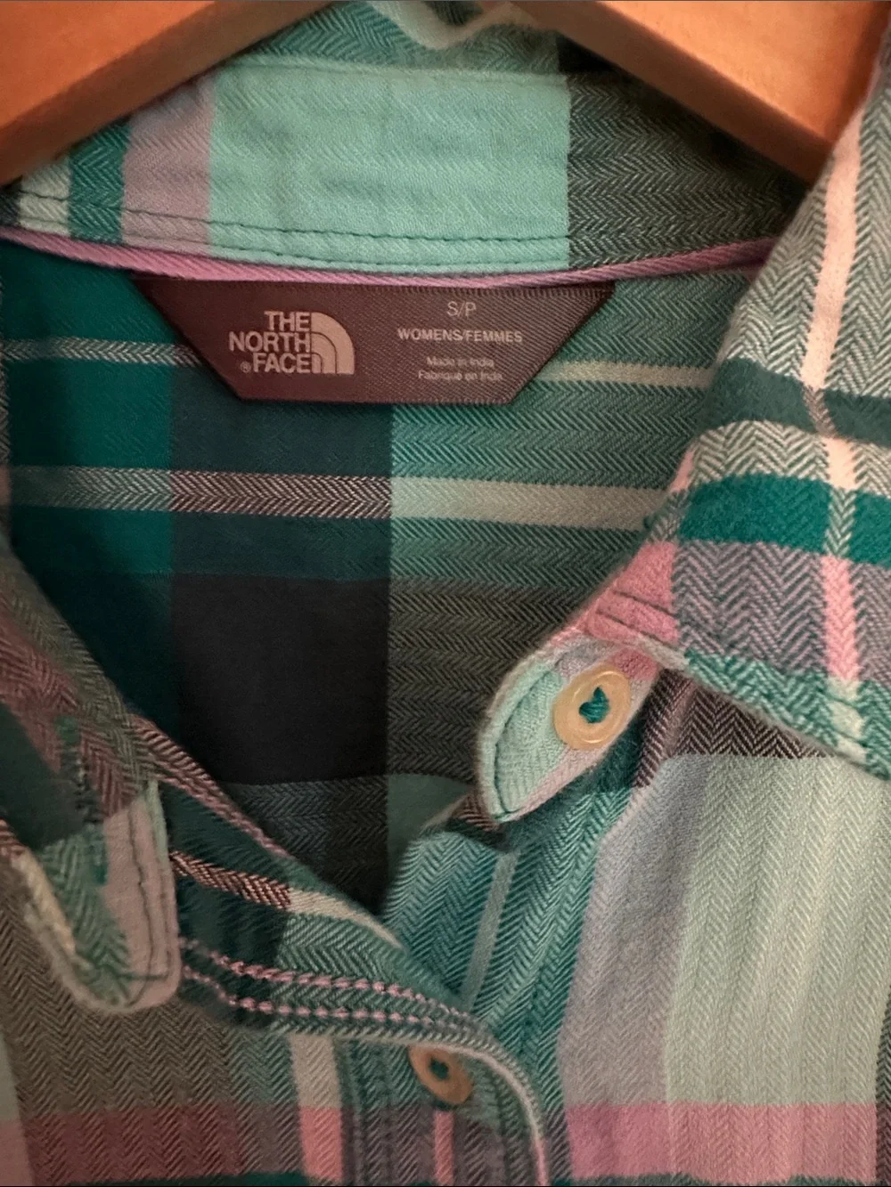 Women’s The North Face Herringbone Check Plaid Button Down Flannel Shirt